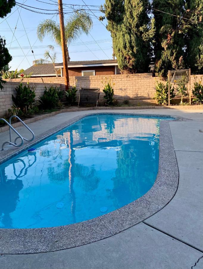 Cheers Hostel Los Angeles Exterior photo
